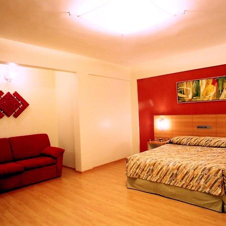 Liber Hotel Nova Serrana - Conforto Na Rota Da Br-262 외부 사진