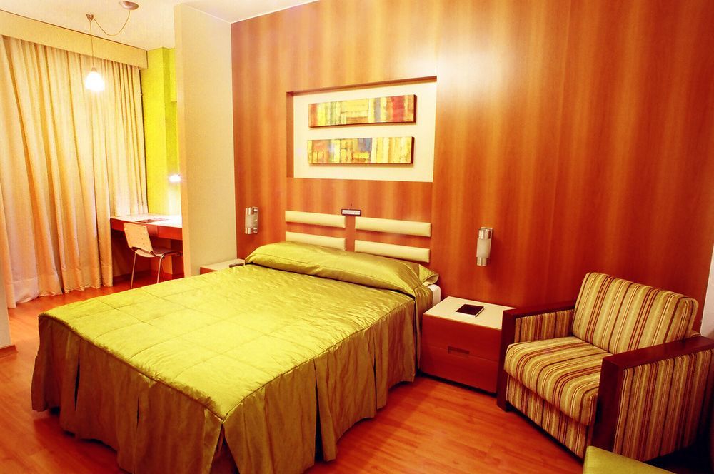 Liber Hotel Nova Serrana - Conforto Na Rota Da Br-262 외부 사진